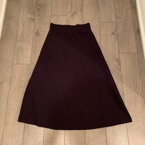 Aritzia Babaton Black skirt